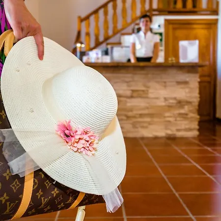 Can Pere Lifestyle & Spa Отель 4*